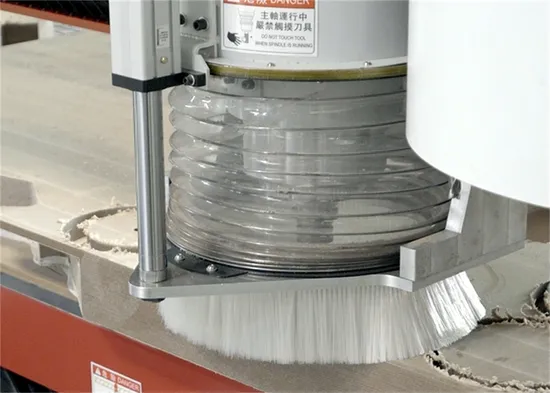 Quality Assurance 5-Axis CNC Automatic Tool Changing Engraving Machine for Wood Sales