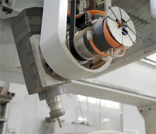 Chinese Manufacturers Export Fast Five Axis Saw Single Head CNC Woodworking Carving Machine